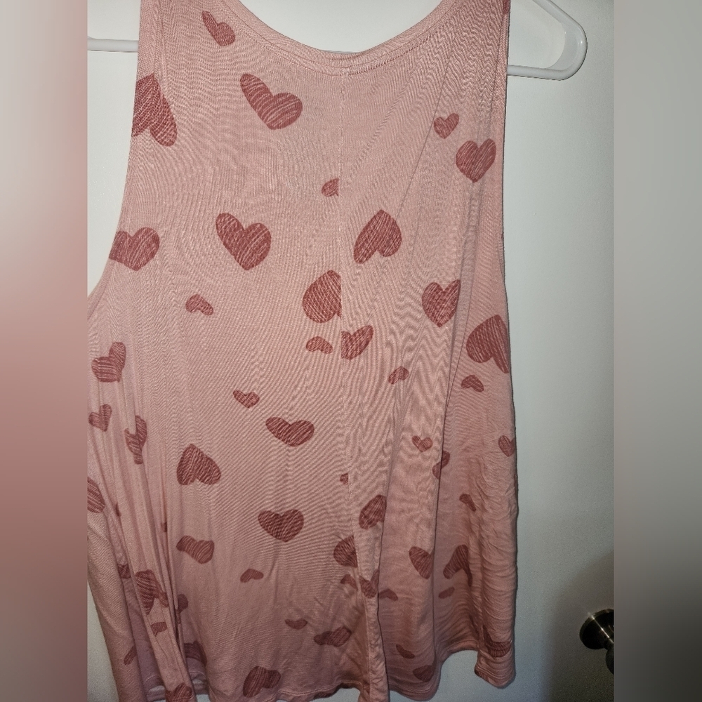 Pink Heart Pattern Tank Top - Picture 4 of 4